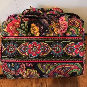 Vera Bradley hanging Travel Bag / Organizer!